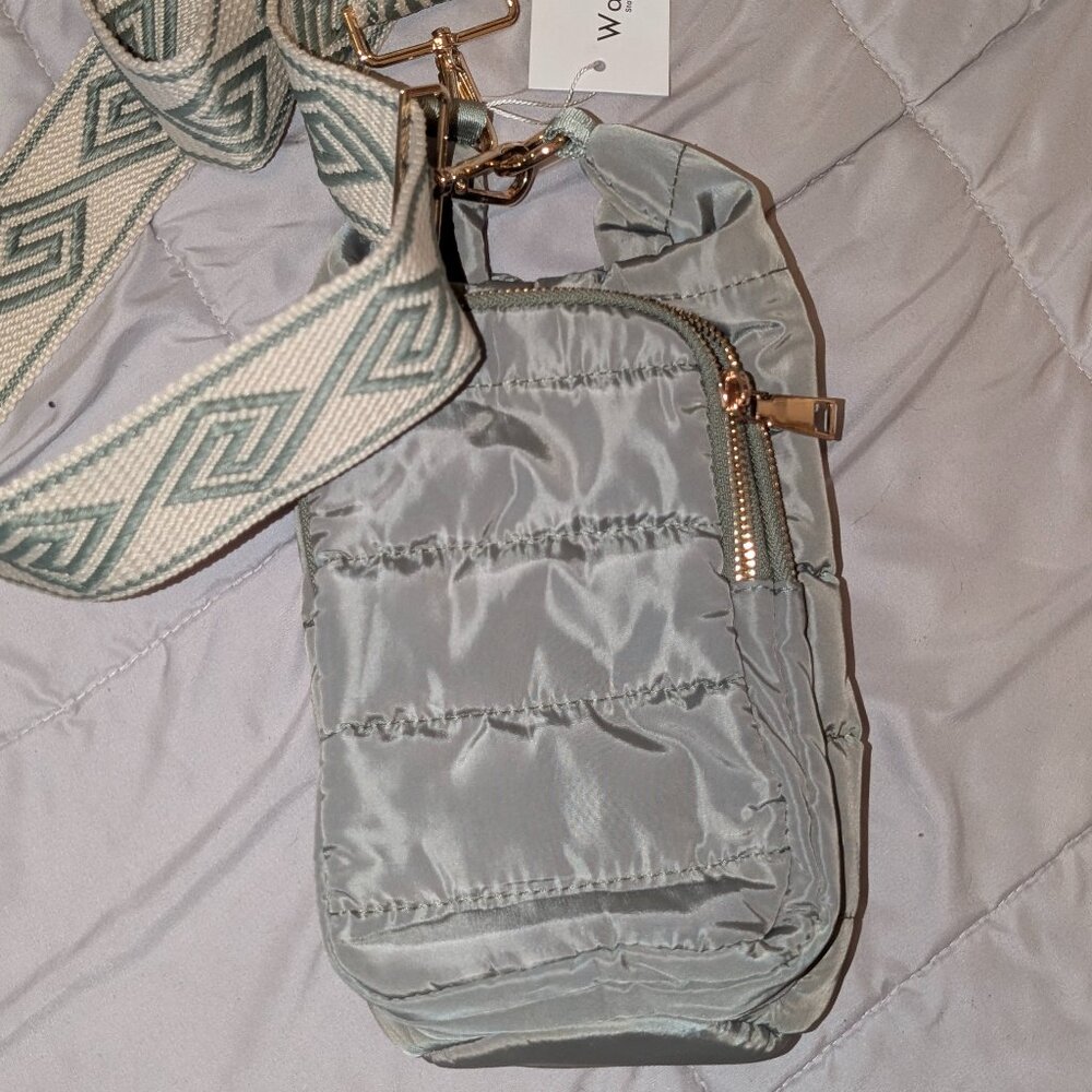 Water bottle purse